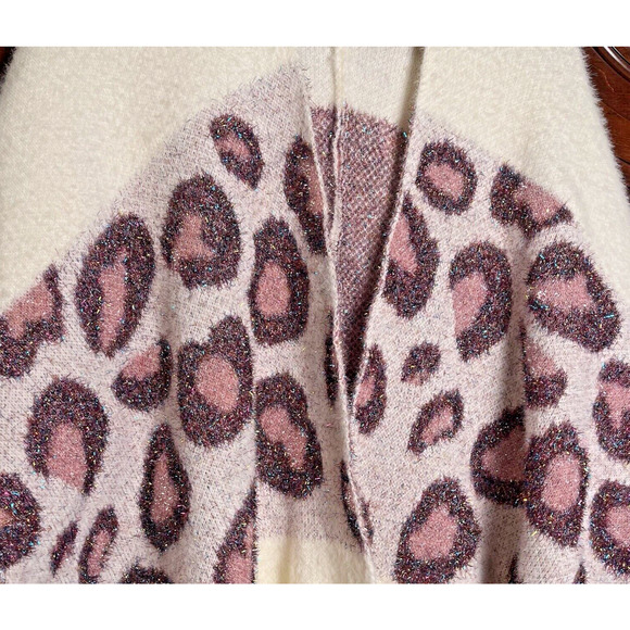 Roffe Leopard Poncho Capelet Brushed Soft Wrap Pink Leopard Metallic One Size - Picture 6 of 13
